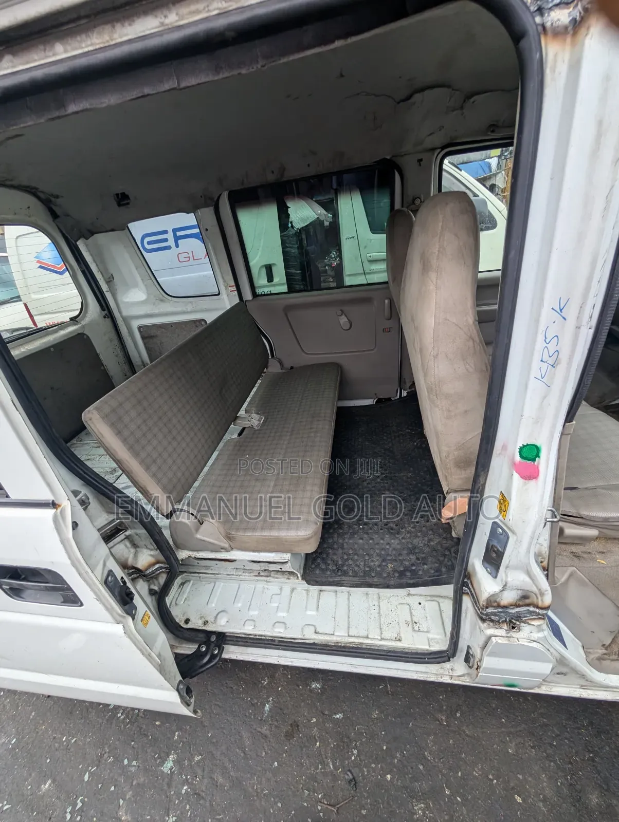 Suzuki APV Minibus 2012 White