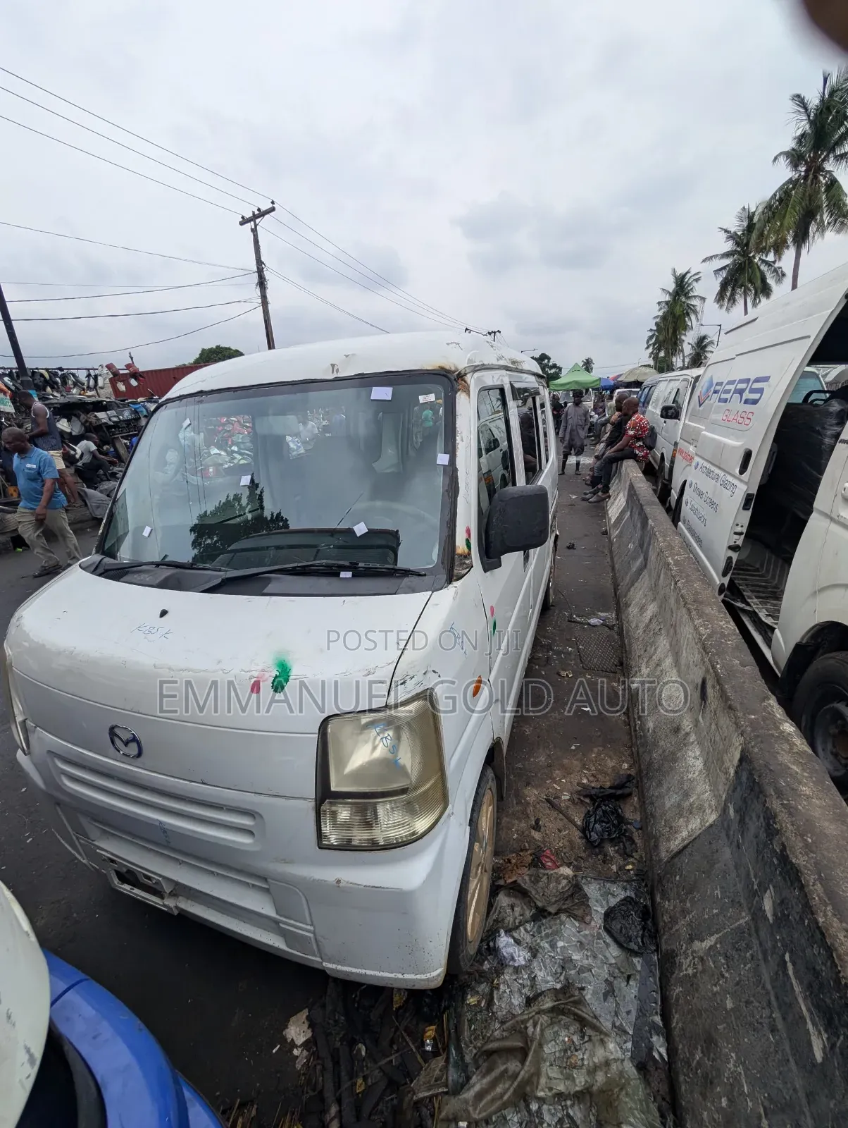 Suzuki APV Minibus 2012 White