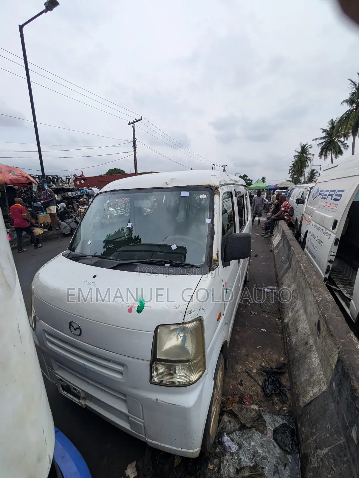 Suzuki APV Minibus 2012 White
