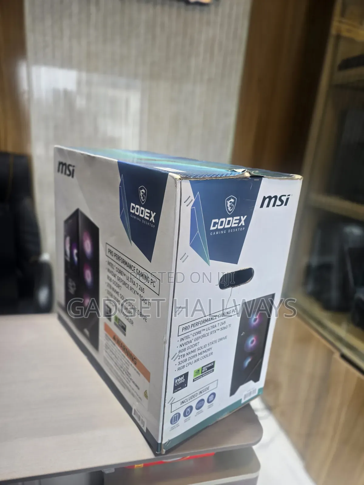 New Desktop Computer MSI Codex R2 32GB Intel Core Ultra 7 SSD 2T