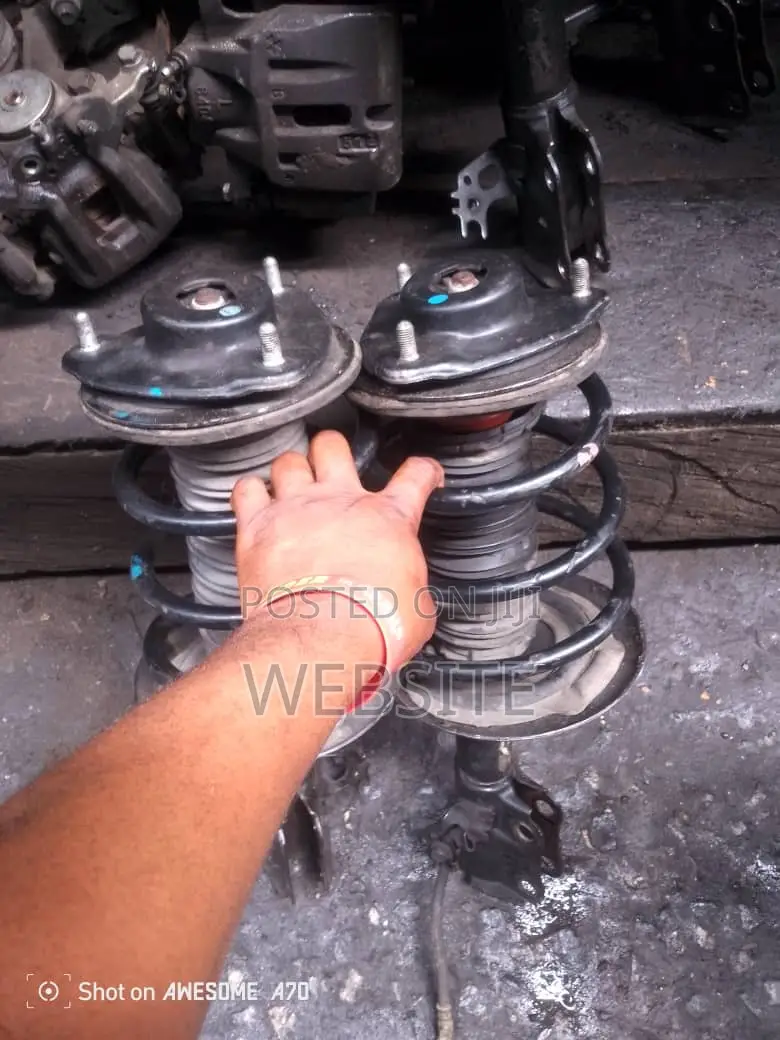 Front Shock Rav4 020 Set