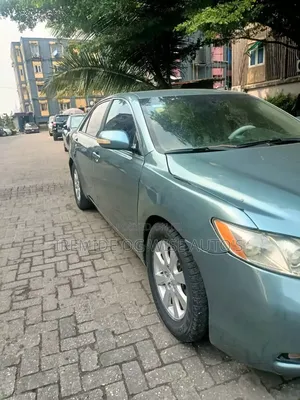 Toyota Camry XLE V6 4dr Sedan (3.5L 6cyl 6AM) 2008