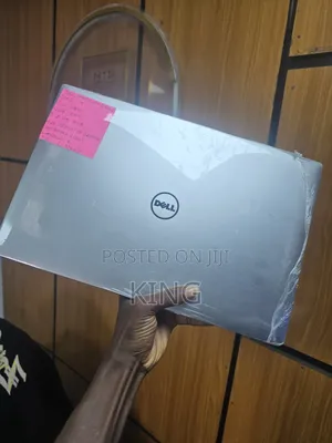 New Laptop Dell Precision 5520 16GB Intel Core i7 SSD 512GB