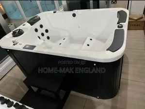 England Outside Jacuzzi