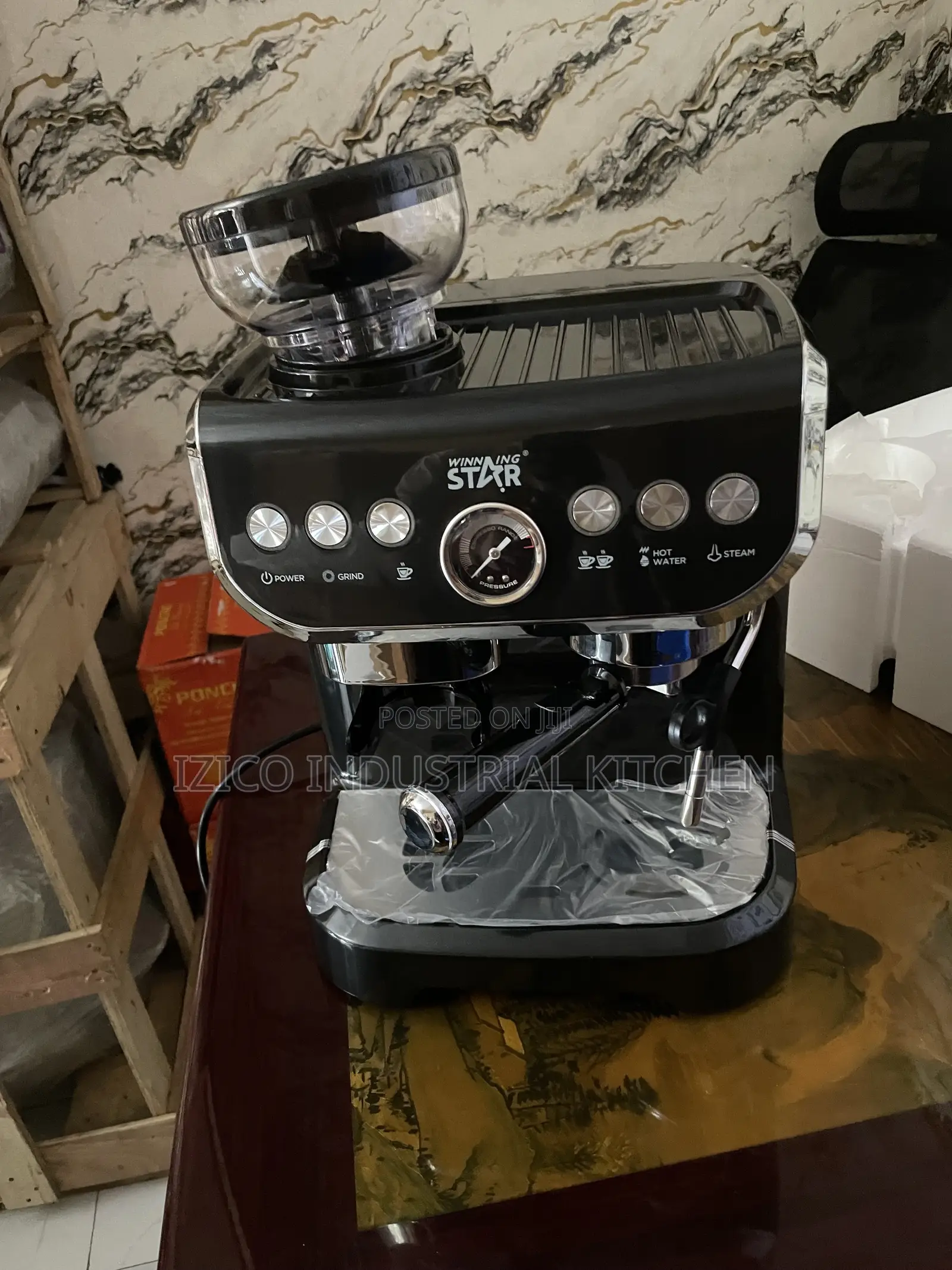 Coffee Machine Expresses