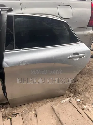 Back Left Door Avalon 2020