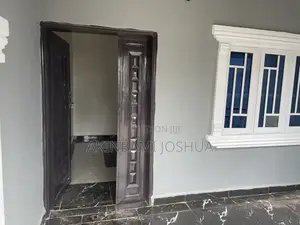 Furnished 2bdrm Mansion in Onye'S Estate, Ilesa for rent