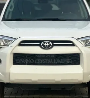 Toyota 4-Runner 2023 White