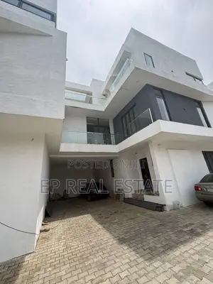 5bdrm Duplex in Maitama for sale
