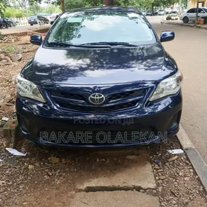Toyota Corolla 2012 Blue