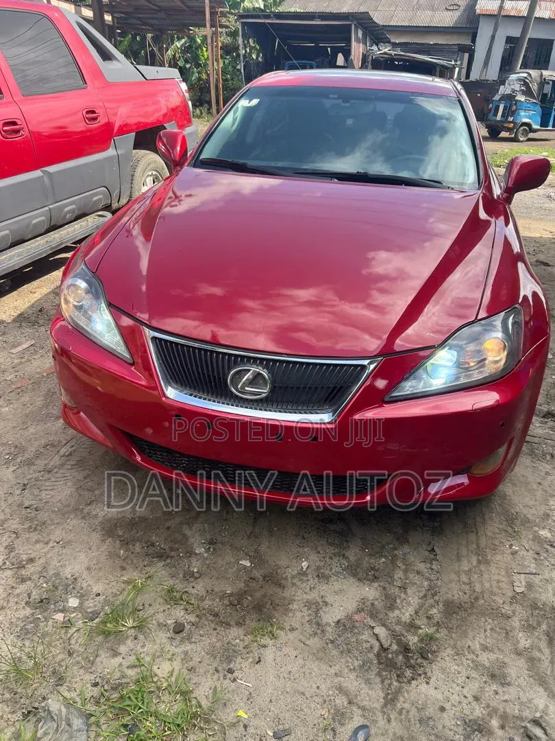 Lexus IS 2009 Red