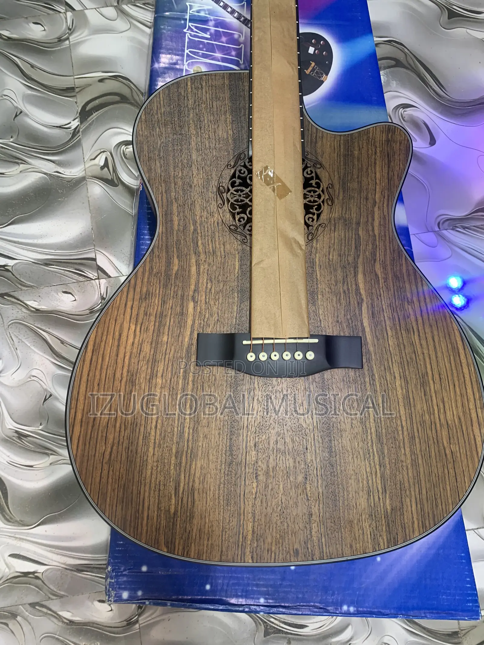 Smiger Semi Accoustic Jazz Box Guitar
