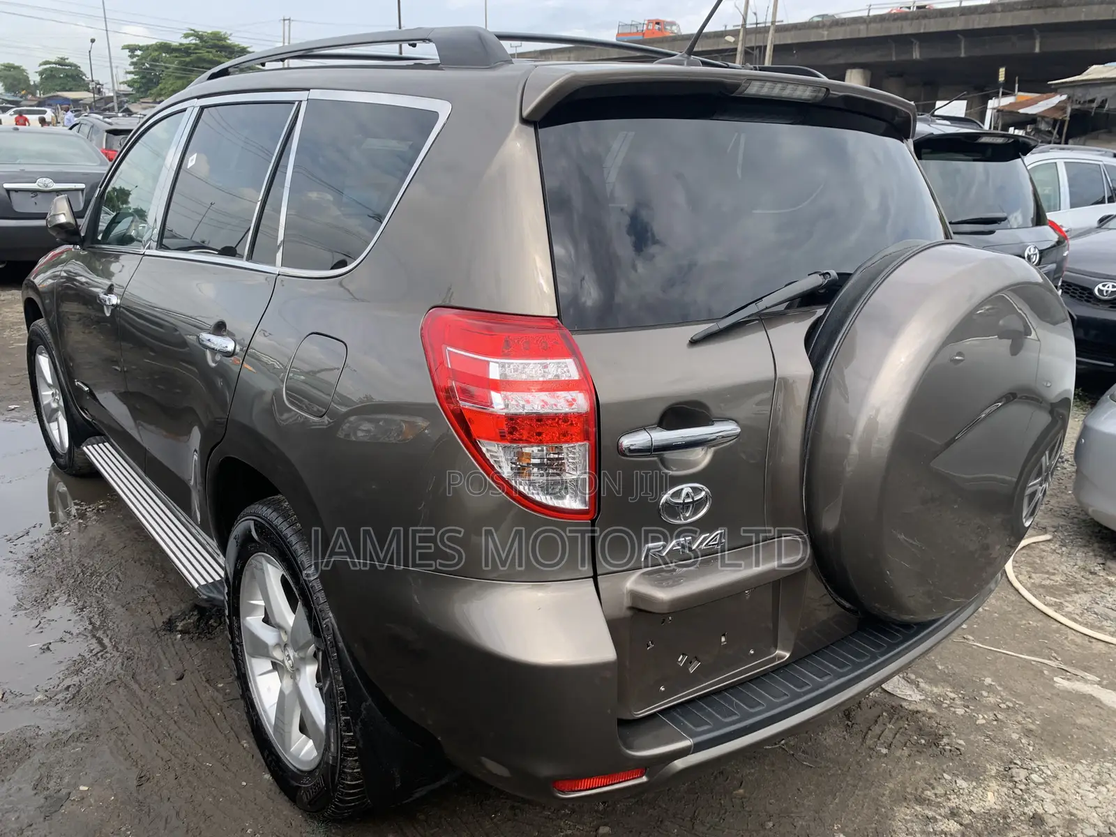 Toyota RAV4 2012 Gray