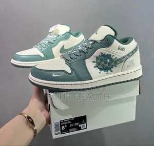 *Air Jordan1 Low X Gucci “Chlorophyll” SNKSS