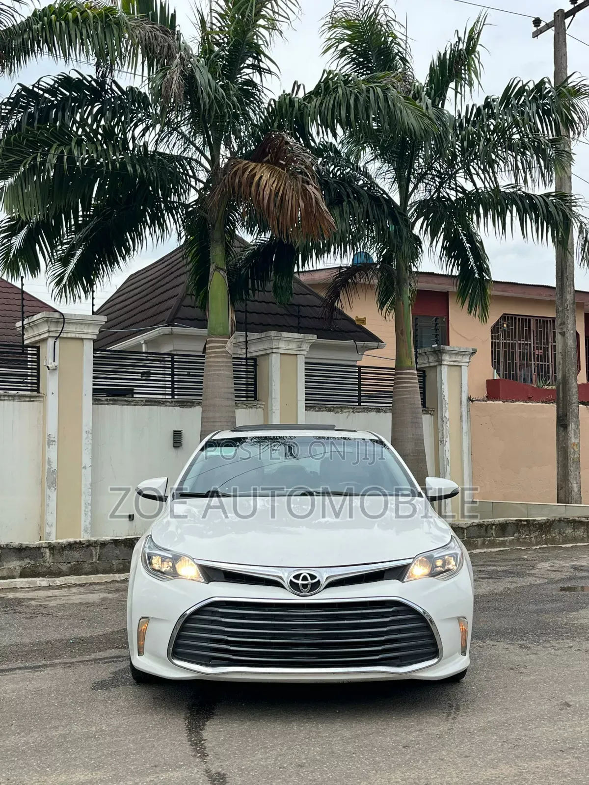 Toyota Avalon 2014 White
