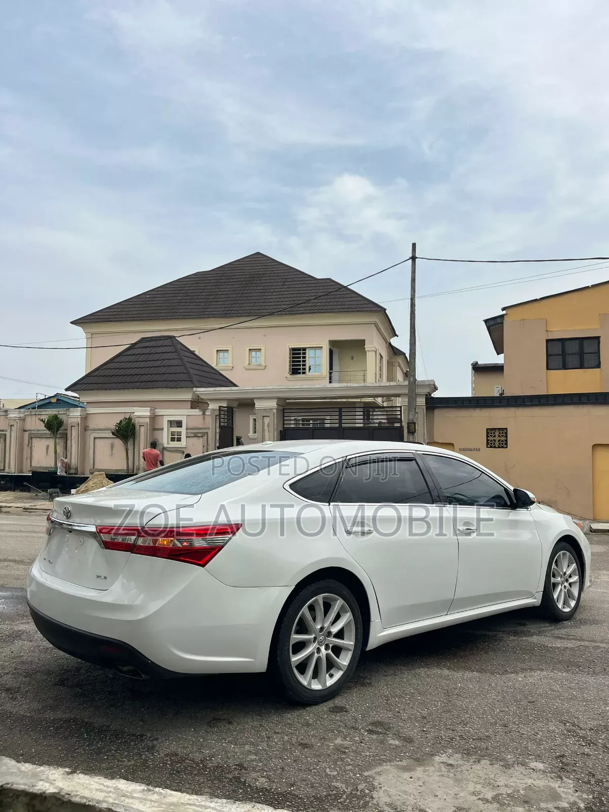 Toyota Avalon 2014 White