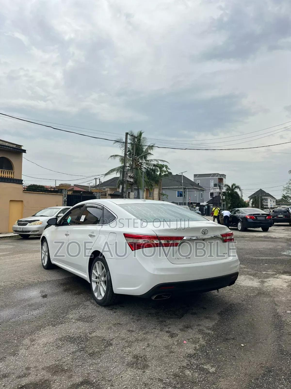 Toyota Avalon 2014 White
