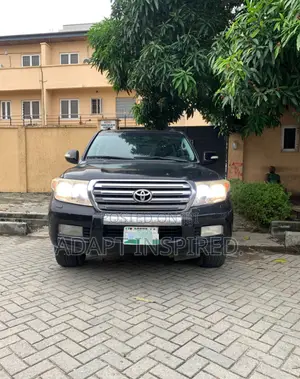 Toyota Land Cruiser 2011 Black