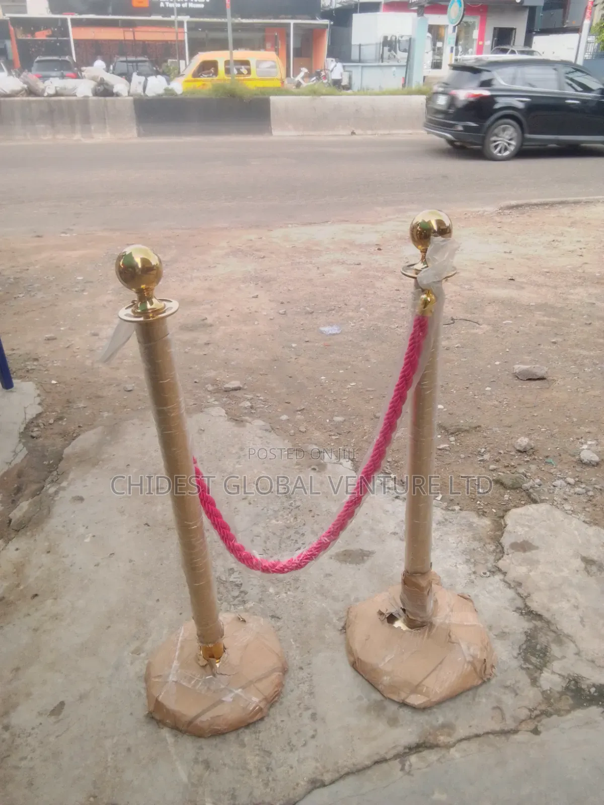 Queue Stand and Rop