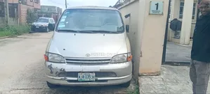 Toyota HiAce 1999 Grey