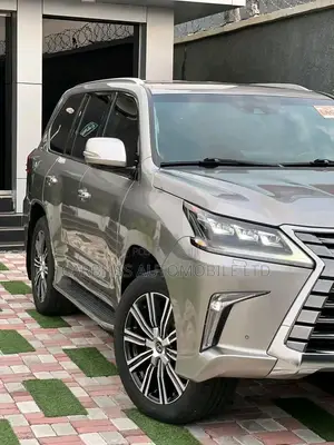 Lexus LX 570 AWD 2018 Gold