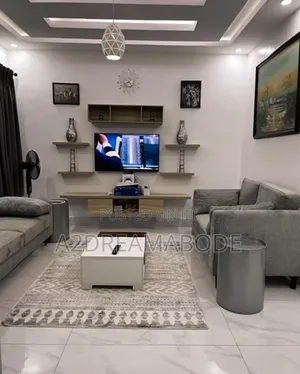 Furnished 4bdrm Duplex in Off Allen Avenue for rent