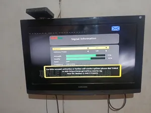 Clean 32" Samsung Smart Tv