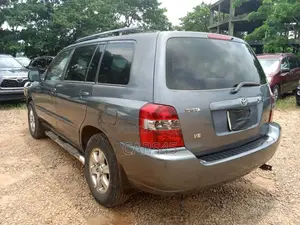 Toyota Highlander 2005 Gray