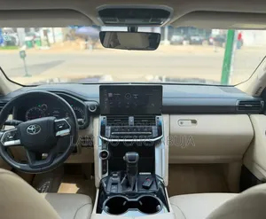 Toyota Land Cruiser 2022 Black