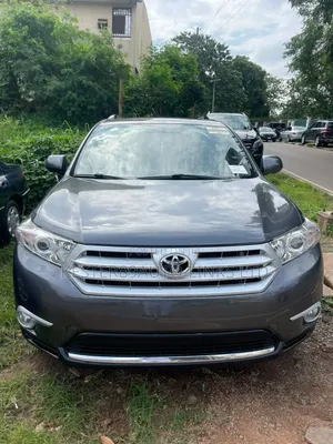 Toyota Highlander Limited 2012 Gray