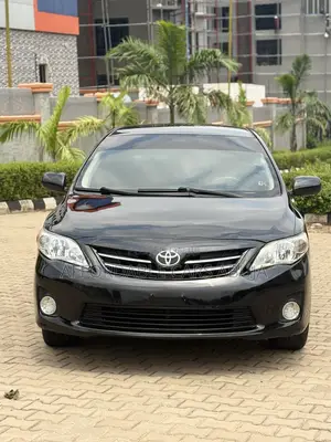 Toyota Corolla 2013 Black