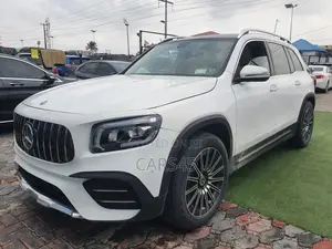 Mercedes-Benz GLB-Class 2021 White