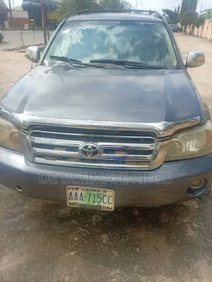 Toyota Highlander 2005 Gray