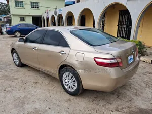 Toyota Camry LE 4dr Sedan (2.4L 4cyl 5A) 2007 Gold