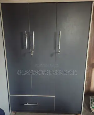 Wardrobe - 6ft by 4ft