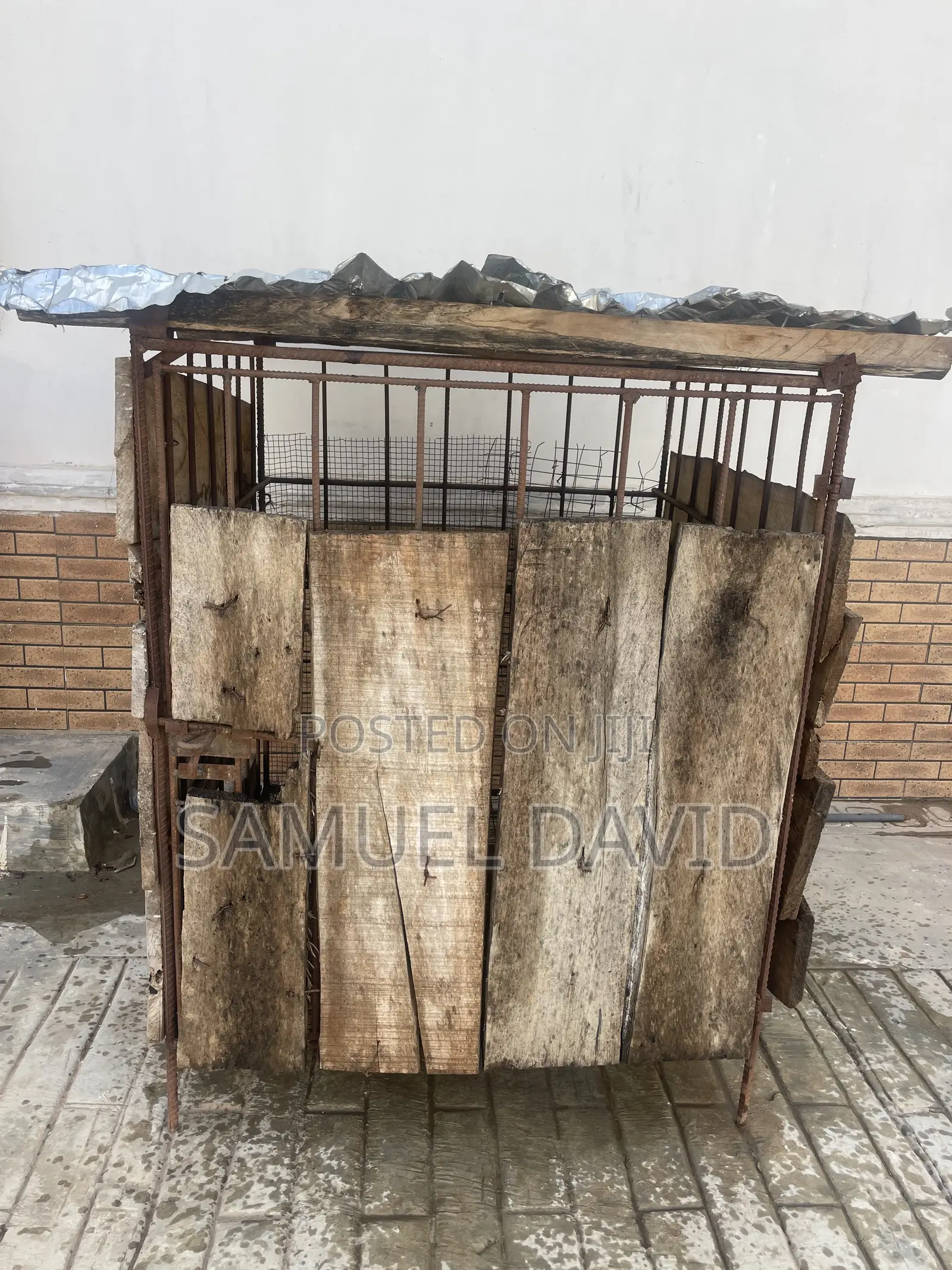 A Strong Dog Cage