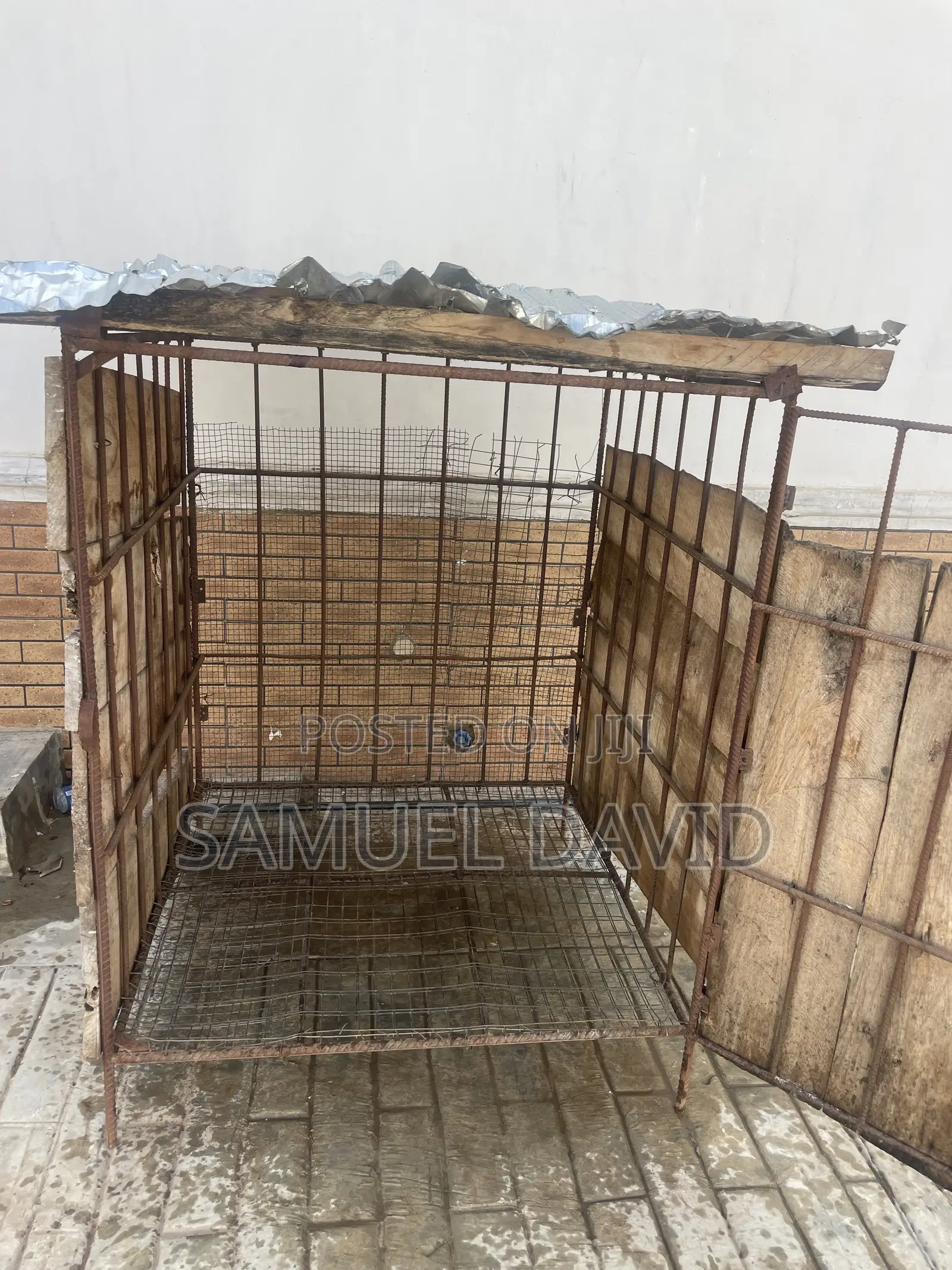 A Strong Dog Cage