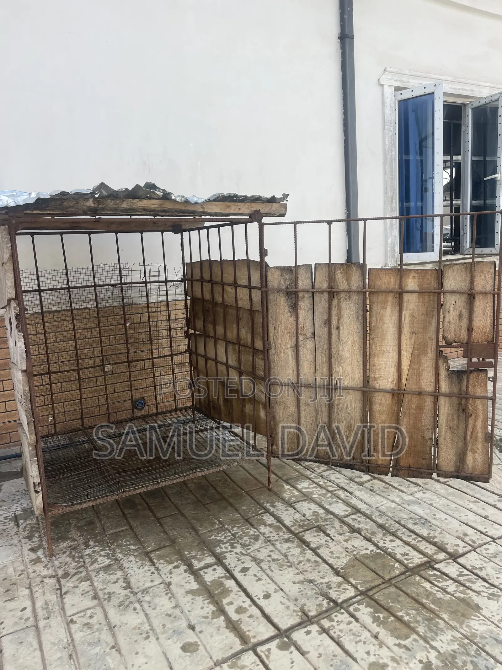 A Strong Dog Cage