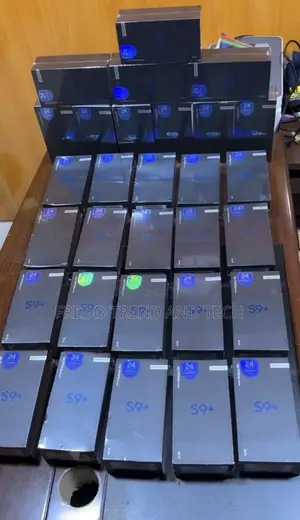 New Samsung Galaxy S9 Plus 64 GB Black