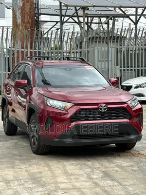 Toyota RAV4 LE AWD 2020 Red