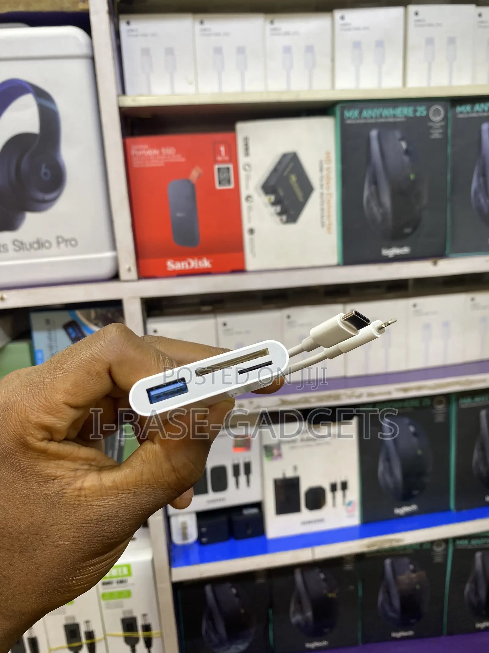 iPhone Card Reader