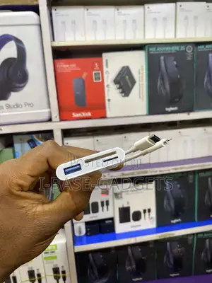 iPhone Card Reader
