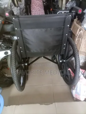 Neatly Used Foldable Wheelchair( Xl)