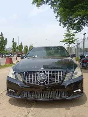 Mercedes-Benz E350 Base 4dr 4Matic Sedan AWD (3.5L 6cyl 7A) 2012 Black