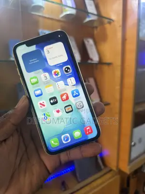 Apple iPhone 11 64 GB