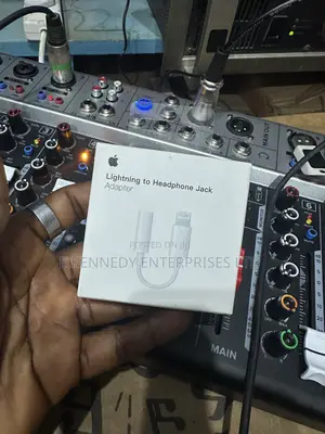 Orginal 3.5mm Apple Lighting To Headphone Jack Adapter