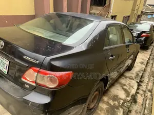 Toyota Corolla S Manual 2012 Black
