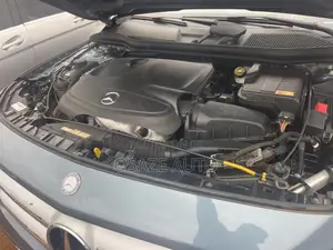 Mercedes-Benz GLA 250 2016 Blue