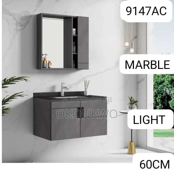 Cabinet Set