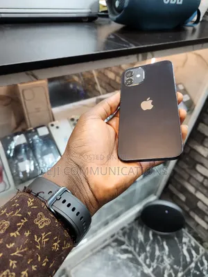 Apple iPhone 12 64 GB Black